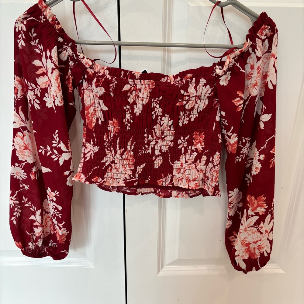 Abercrombie floral crop top size small NWT - Picture 3 of 4